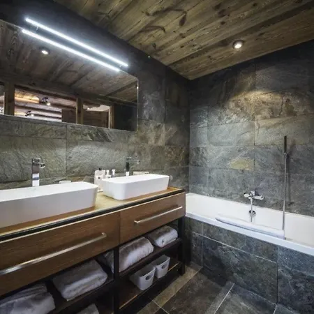 Charming Wood Luxury Chalet In Mont-blanc - Welkeys *