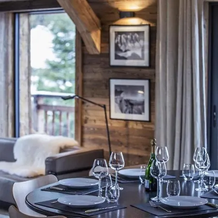 Charming Wood Luxury Chalet In Mont-blanc - Welkeys *