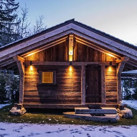 Charming Wood Luxury Chalet In Mont-blanc - Welkeys