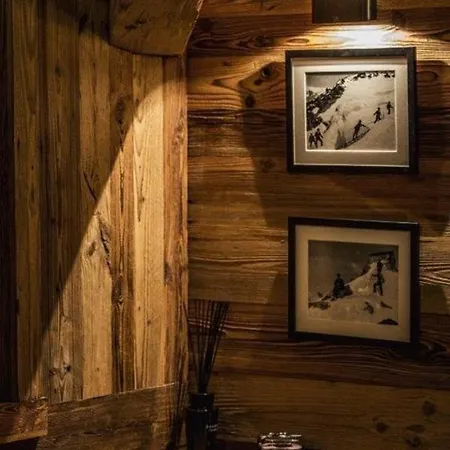 Charming Wood Luxury Chalet In Mont-blanc - Welkeys * Chamonix